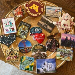 Assorted Magnets Set x20 Philadelphia Minnesota Las Vegas San Fran hello kitty